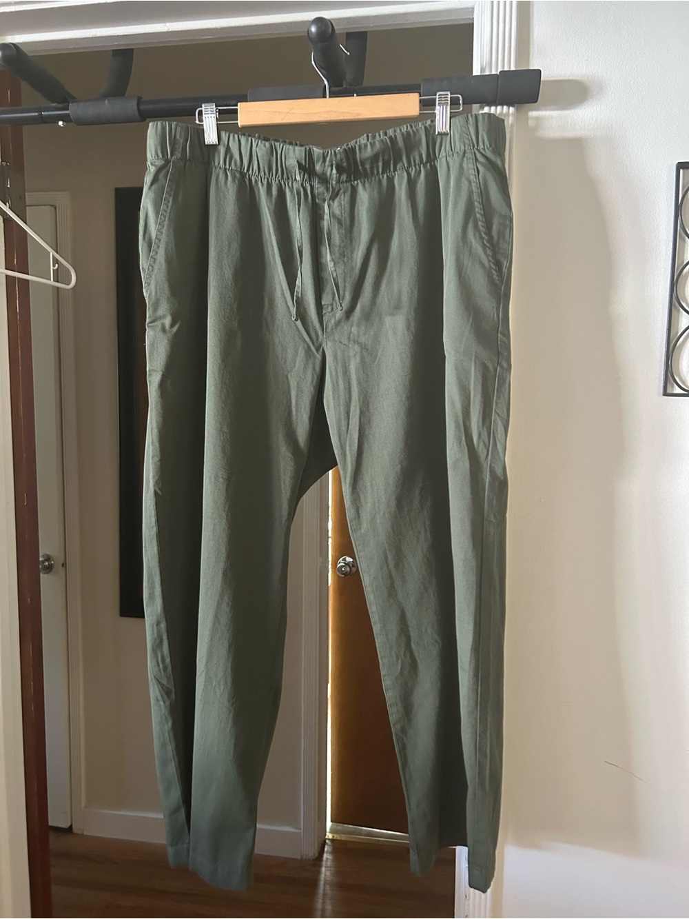 NWOT GAP Wide-Leg Drawstring Pants in Olive Green